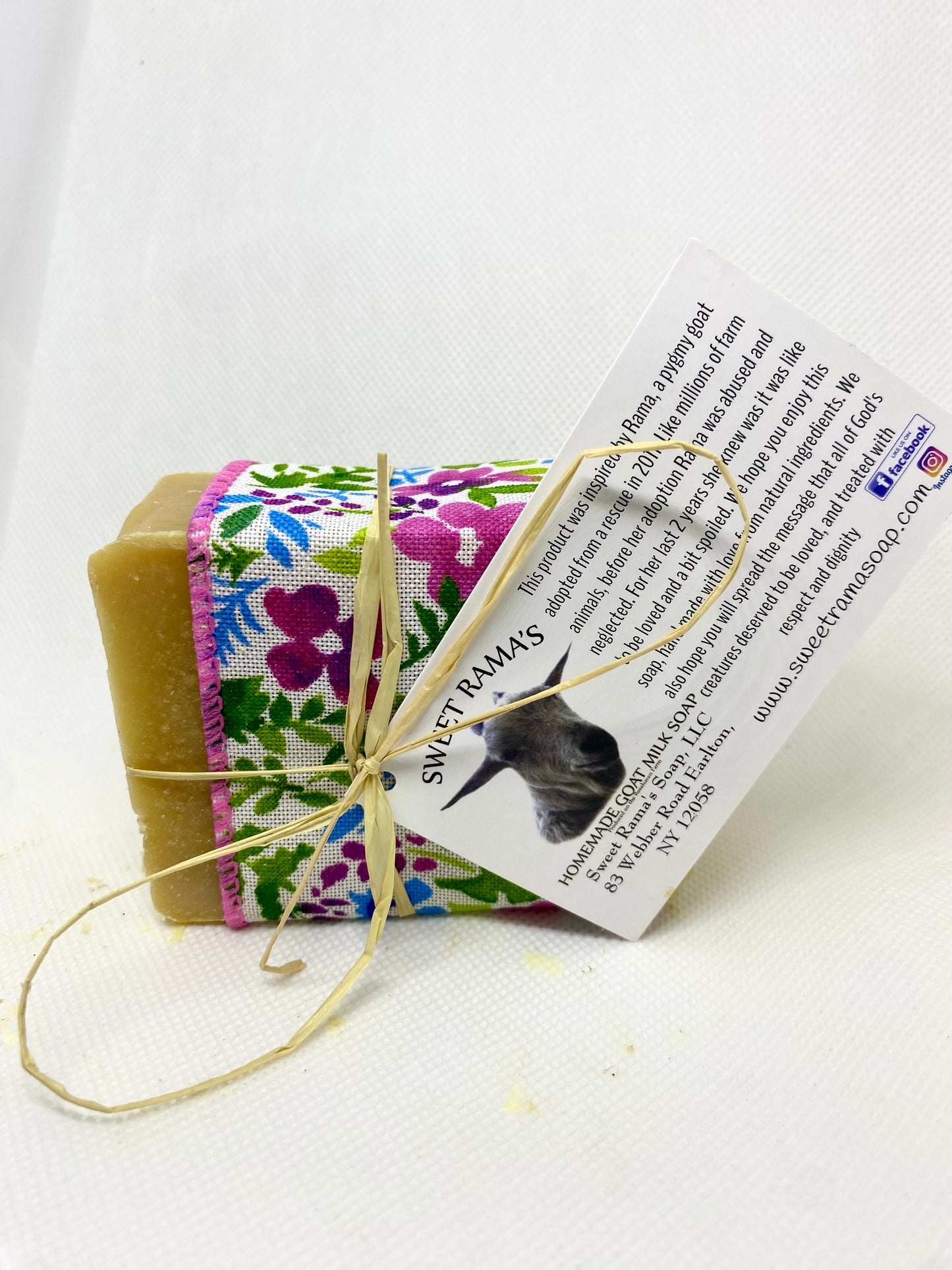 Black Violet & Saffron Soap Bar